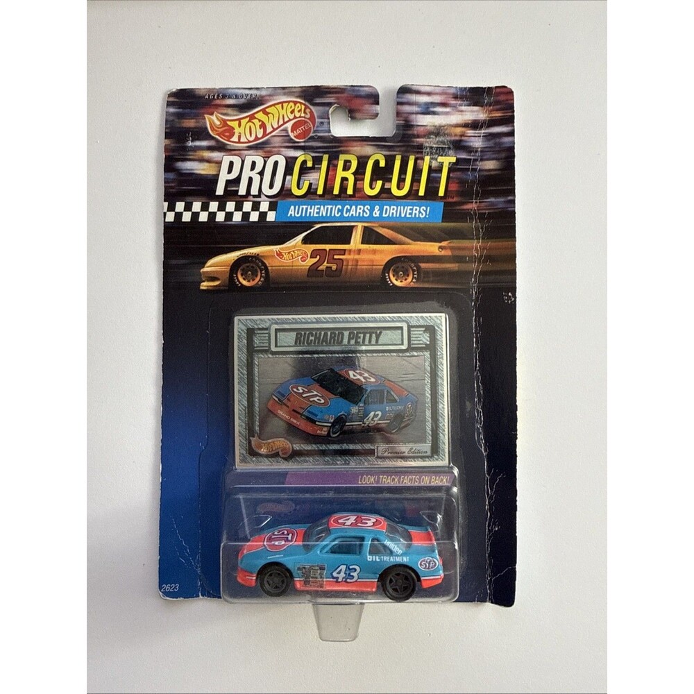 VINTAGE 1992 Hot Wheels Pro Circuit Richard Petty 43 STP NASCAR LAST RIDE w/card